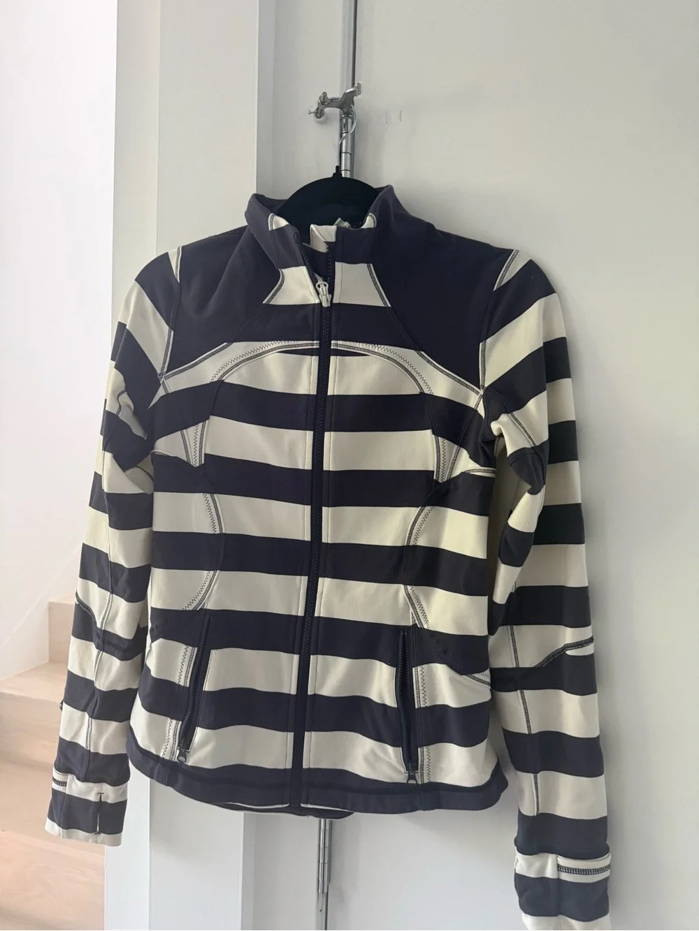 lululemon athletica navy and white striped zip-front jacket - Picture 1 of 4